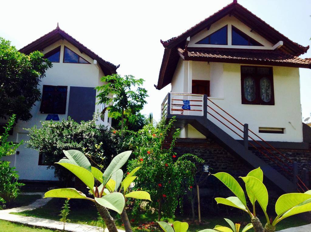 Lily Amed Beach Bungalows Hotel Exterior photo